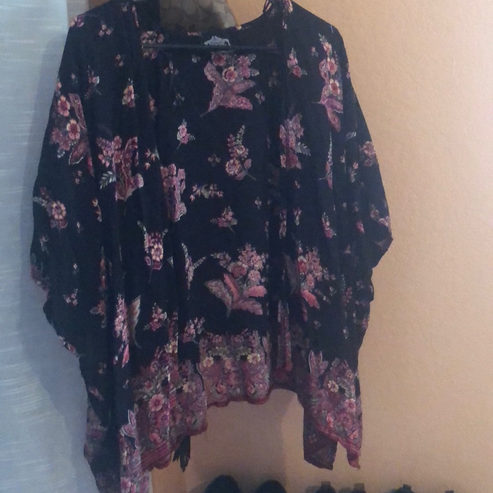 Angie Floral Kimono
